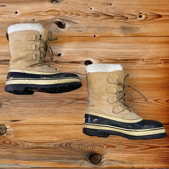 *READ Description* Women’s Sorel Caribou 6.5 Boots - Picture 2 of 8